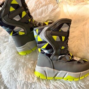 Kids Geometric Pattern Boots in Gray and Yellow